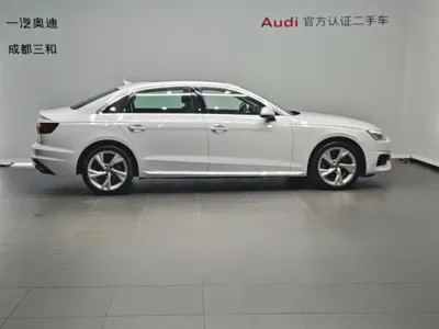 Audi A4L 2020, 107300 км, за 15567.68 USD