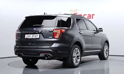 Ford Explorer 2019, 40347 км, за 12813.06 USD