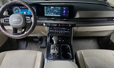 Kia Canival 2023, 15508 км, за 19659.97 USD - фото 7