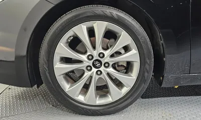 Hyundai Grandeur 2011, 167493 км, за 3479.06 USD