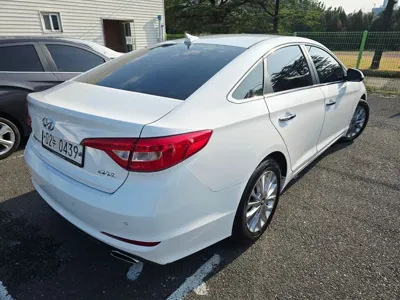 Hyundai Sonata 2017, 76523 км, за 7025.77 USD