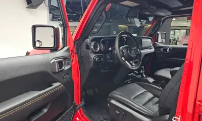 Jeep Wrangler 2025, 18732 км, за 40370.22 USD - фото 10