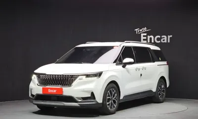 Kia Canival · 2023 год