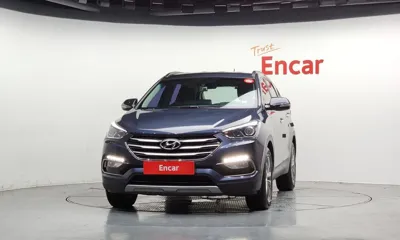 Hyundai Santafe 2017, 74742 км, за 8998.95 USD