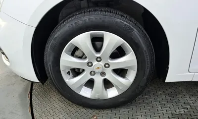 ChevroletGMDaewoo Cruze 2016, 125532 км, за 2364.69 USD