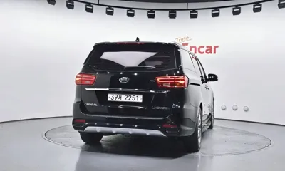 Kia Canival 2019, 119758 км, за 10083.28 USD