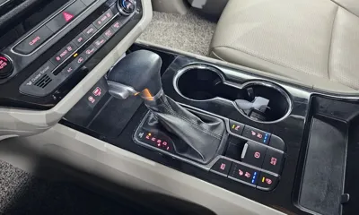 Kia Canival 2019, 119758 км, за 10083.28 USD - фото 9