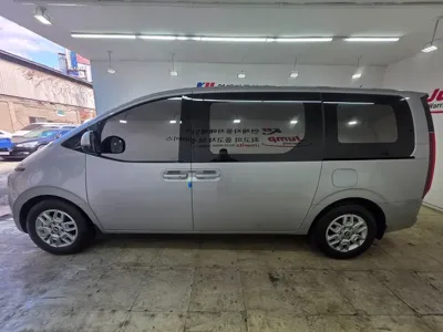Hyundai Staria 2025, 7322 км, за 17876.87 USD