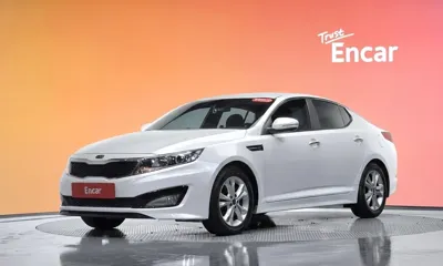 Kia K5 · 2012 год