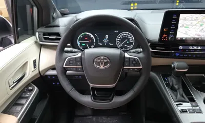 Toyota Sienna 2021, 79427 км, за 29210.98 USD - фото 13