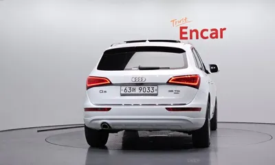 Audi Q5 2015, 127047 км, за 6892.48 USD