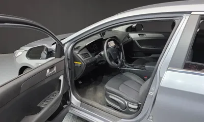 Hyundai Sonata 2015, 44331 км, за 5430.46 USD - фото 10