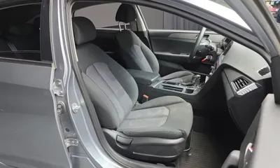 Hyundai Sonata 2015, 44331 км, за 5430.46 USD - фото 12