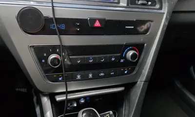 Hyundai Sonata 2015, 44331 км, за 5430.46 USD - фото 18