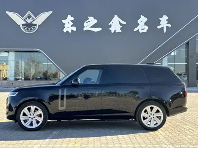 Land Rover Range Rover 2024, 47000 км, за 220419.5 USD