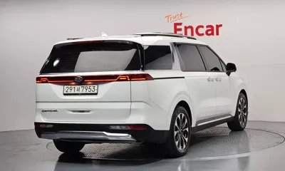 Kia Canival 2021, 157843 км, за 15165.55 USD
