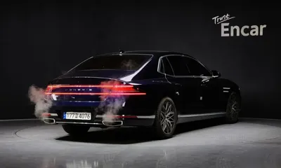 Genesis G90 2023, 5895 км, за 41618.76 USD