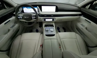 Genesis G90 2023, 5895 км, за 41618.76 USD - фото 7