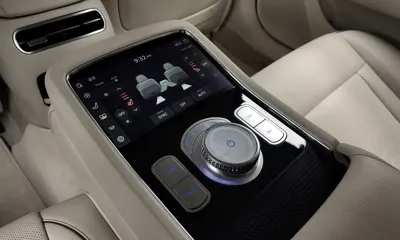 Genesis G90 2023, 5895 км, за 41618.76 USD - фото 9