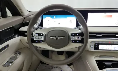 Genesis G90 2023, 5895 км, за 41618.76 USD - фото 13