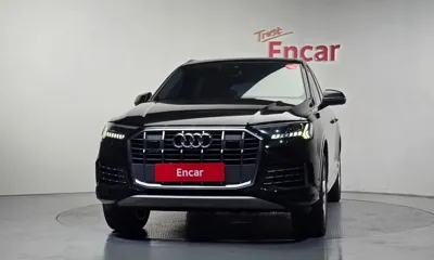 Audi Q7 2023, 45467 км, за 38466.59 USD