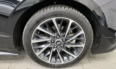 Hyundai Sonata 2023, 60379 км, за 16451.93 USD