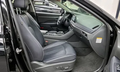 Hyundai Sonata 2023, 60379 км, за 16451.93 USD - фото 11