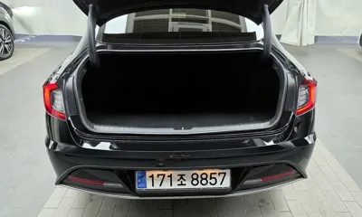 Hyundai Sonata 2023, 60379 км, за 16451.93 USD - фото 20