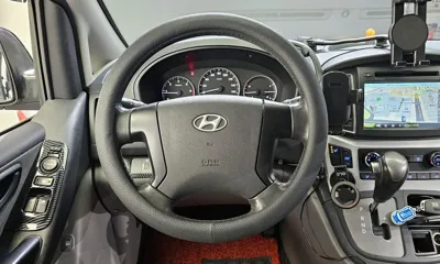 Hyundai Starex 2017, 41767 км, за 8013.66 USD - фото 13