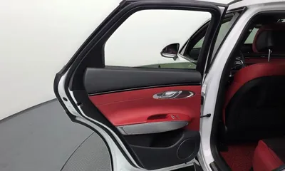 Genesis GV70 2021, 46155 км, за 25287.65 USD - фото 25