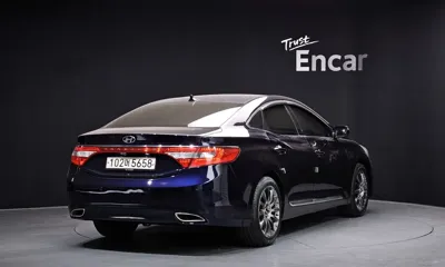 Hyundai Grandeur 2012, 79094 км, за 3809.77 USD