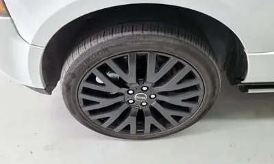 Land Rover Range Rover 2011, 127860 км, за 16114.18 USD