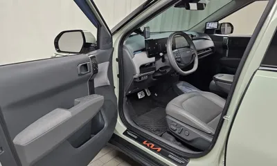 Kia EV3 2025, 18385 км, за 25075.49 USD - фото 10