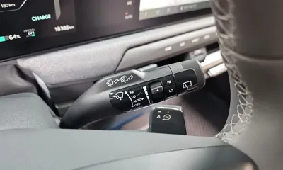 Kia EV3 2025, 18385 км, за 25075.49 USD - фото 28