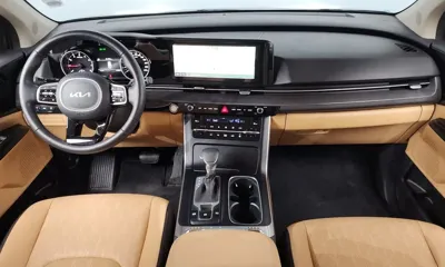 Kia Canival 2023, 14597 км, за 17509.08 USD - фото 7