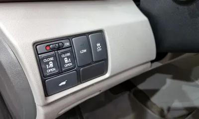 Honda Odyssey 2015, 174057 км, за 9006.62 USD - фото 15