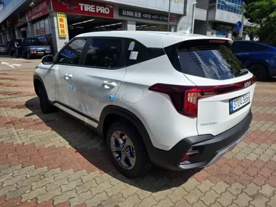 Kia Seltos 2026, 700 км, за 11873.14 USD