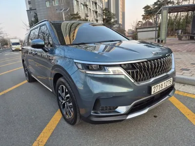 Kia Canival 2021, 17506 км, за 18905.08 USD