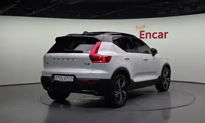 Volvo XC40 2020, 94390 км, за 14403.7 USD