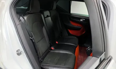 Volvo XC40 2020, 94390 км, за 14403.7 USD - фото 12