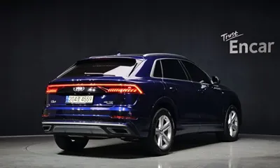Audi Q8 2021, 65957 км, за 37285.02 USD