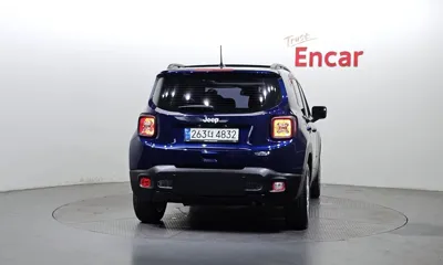 Jeep Renegade 2021, 44860 км, за 10463.57 USD