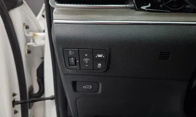 Kia K5 2020, 117403 км, за 12406.46 USD - фото 17