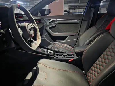 Audi RS3 2024, 2000 км, за 52196.89 USD