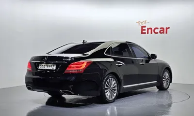 Hyundai Equus 2015, 159353 км, за 5748.26 USD