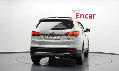 Hyundai Santafe 2014, 80990 км, за 6498.62 USD