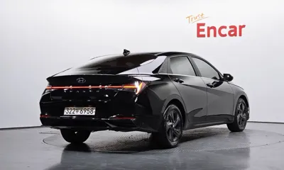Hyundai Avante 2023, 28352 км, за 16848.83 USD
