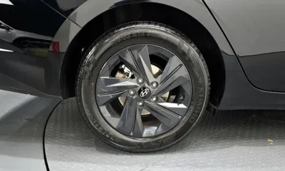 Hyundai Avante 2023, 28352 км, за 16848.83 USD