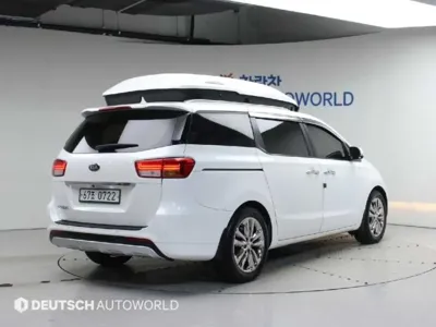 Kia Canival 2016, 157129 км, за 5251.41 USD