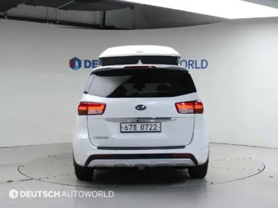 Kia Canival 2016, 157129 км, за 5251.41 USD